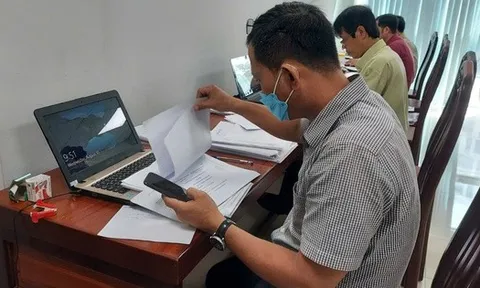 Tinh giản biên chế: Những người được hưởng chính sách khi chuyển công tác