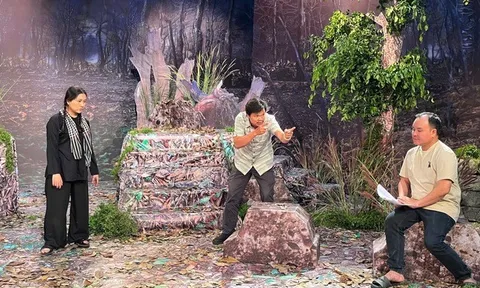 Đạo diễn Hoàng Duẩn: "Tôi yêu báo, thấu cảm với người làm báo"