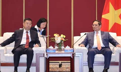Thủ tướng đề nghị ngân hàng hàng đầu Trung Quốc tham gia trung tâm tài chính quốc tế tại Việt Nam