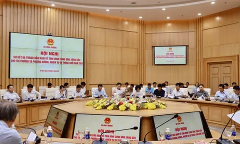 Dự kiến bắt đầu sử dụng xăng sinh học E10 từ 1/1/2026