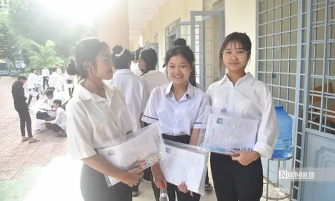 Đáp án môn Ngữ văn thi tốt nghiệp THPT 2025 nhanh nhất, đầy đủ nhất