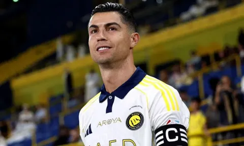 Hé lộ những đặc quyền khó tin trong hợp đồng mới của Ronaldo