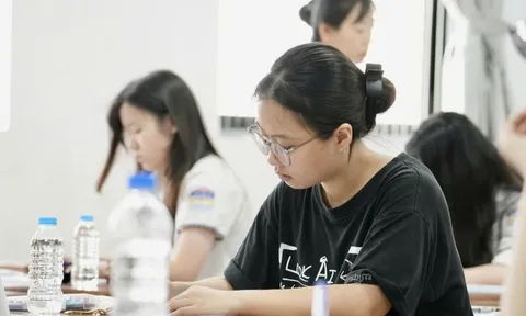 Bộ GD&ĐT: Kết thúc ngày thi đầu tiên, 15 thí sinh bị đình chỉ thi