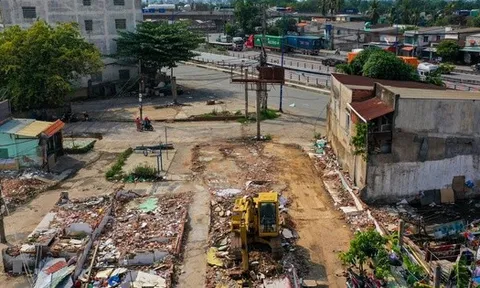 Hà Tĩnh chuẩn bị thu hồi đất của hơn 1.300 hộ dân, để thực hiện dự án trọng điểm dài 1.500 km kết nối 3 miền Bắc, Trung, Nam