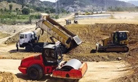 Giải ngân đầu tư công bứt tốc