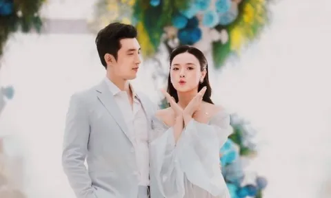 Midu cùng chồng hạnh phúc trong tiệc kỷ niệm 1 năm ngày cưới