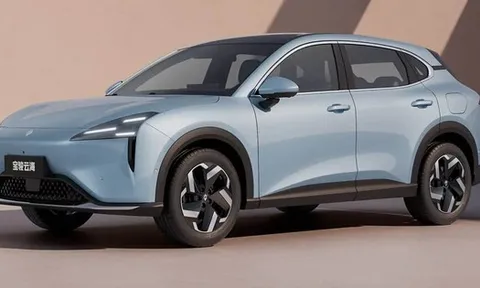 Mẫu SUV hybrid mới được đăng ký tại Việt Nam: ngang cỡ Mazda CX-5, tiêu thụ nhiên liệu chưa đến 5 lít/100 km