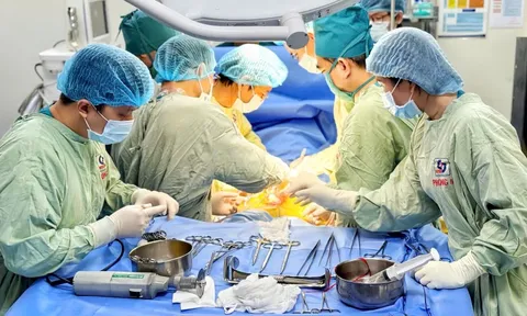 Bệnh nhân chết não hiến tạng cứu 3 người cận kề 'cửa tử'