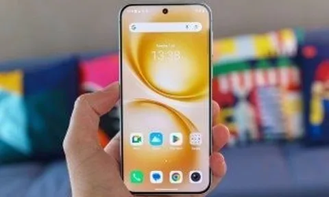Mẫu điện thoại mang danh "kẻ huỷ diệt tí hon": Mạnh ngang Galaxy S25, pin 6.500mAh, giá rẻ hơn 3 triệu