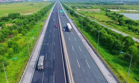 Bộ Tài chính kiến nghị làm rõ lựa chọn nhà thầu cao tốc TPHCM - Chơn Thành