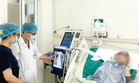Nhiều bệnh nhân mắc sởi nhập viện: Người lớn khỏe mạnh vẫn nguy kịch vì biến chứng