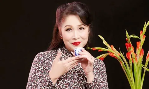 Nữ NSND tái hôn với tài tử điện ảnh một thời, sở hữu cơ ngơi hoành tráng, U60 vẫn tận tụy với nghề
