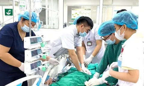 Tiết canh, lòng lợn - từ món nhậu khoái khẩu đến giường bệnh cấp cứu
