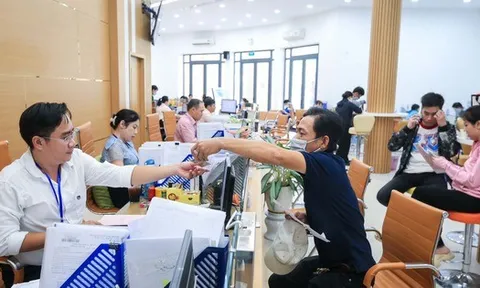 Tiền lương, phụ cấp của cán bộ, công chức sau sáp nhập được chi trả thế nào?