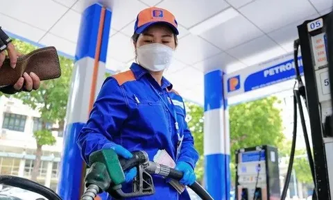 Dư 6.000 tỷ, vì sao quỹ bình ổn giá xăng dầu ‘án binh bất động’?