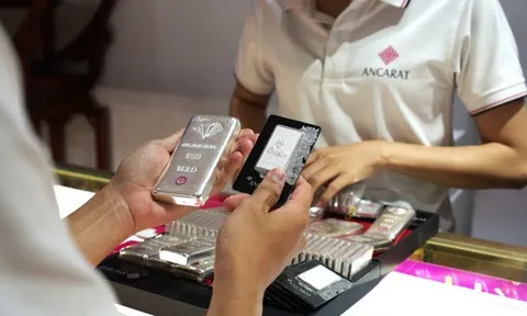 Giá bạc hôm nay 15/7: Đà tăng chưa dừng lại