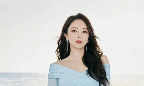 "Điêu Thuyền" Đổng Tuyền không sống chung nhà với chồng mới cưới để bảo vệ con gái