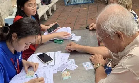 Những thay đổi cần lưu ý về ủy quyền nhận lương hưu theo Luật BHXH mới