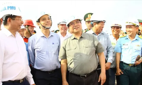 Thủ tướng Phạm Minh Chính kiểm tra tiến độ sân bay Long Thành