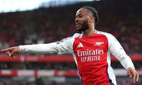 Tương lai của Sterling sau cú trượt dài tại Arsenal và Chelsea