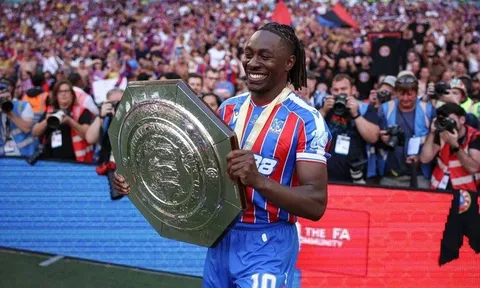Phản ứng của Eze trước tin đồn gia nhập Arsenal, gây bão mạng