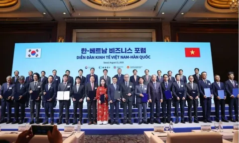 CMC và Samsung C&T ký MOU hợp tác phát triển trung tâm dữ liệu siêu quy mô, tổng vốn 1 tỷ USD