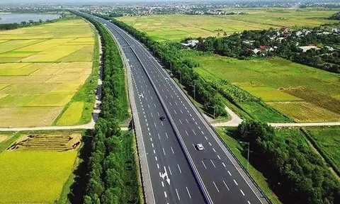 Hơn 220 km cao tốc Bắc - Nam chuẩn bị thông tuyến dịp 19/8