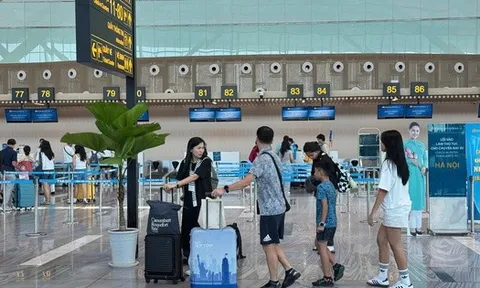 Giá vé máy bay dịp 2-9 rớt mạnh, TP HCM – Hà Nội chỉ còn 2,2 triệu đồng