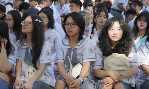 Lịch tựu trường, khai giảng của gần 2,6 triệu học sinh ở TP HCM
