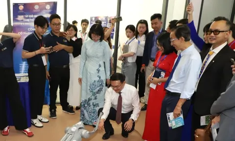 TPHCM vận hành tòa nhà được kỳ vọng thành trung tâm tụ hội nhân tài công nghệ của thế giới