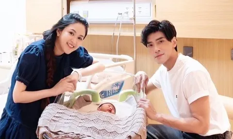 Vợ chồng Phương Hằng chào đón con gái đầu lòng sau nhiều năm kết hôn