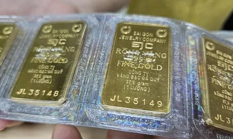 Giá vàng miếng SJC tăng lên mức khó tin, cách dự báo 130 triệu đồng không còn xa