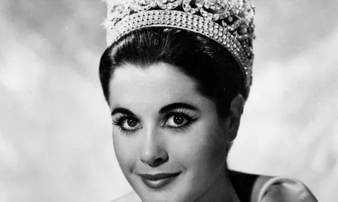 Hoa hậu Hoàn vũ qua đời