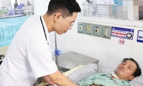 Suýt mất mạng vì uống 500ml rượu mỗi ngày