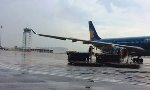 "Đóng cửa" tạm thời sân bay Thọ Xuân và Đồng Hới ứng phó bão số 5 Kajiki