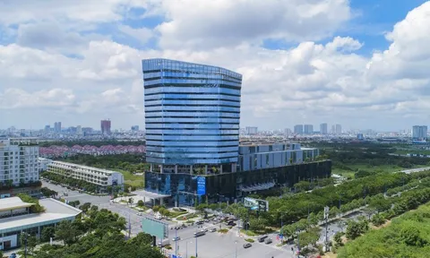 Nhiều lãnh đạo cấp cao rời chức, chủ tịch doanh nghiệp 54.000 tỷ lên tiếng