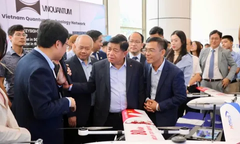 Phó Thủ tướng: Phát triển các ngành công nghệ chiến lược là mệnh lệnh