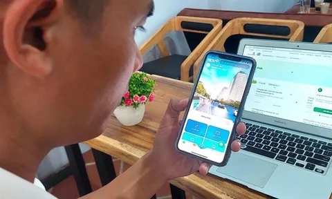 Sau khi chuyển khoản cho shipper lạ, nhiều người nhận được thông báo: "Tài khoản ngân hàng sẽ tự động trừ tiền"
