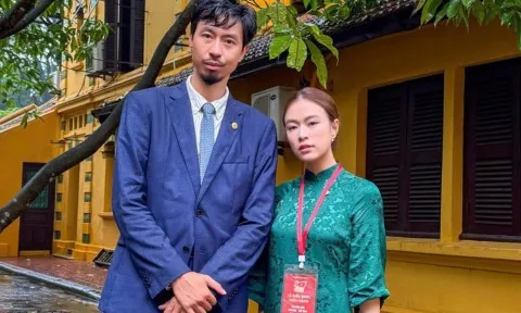 Hoàng Thuỳ Linh công khai xuất hiện bên Đen Vâu