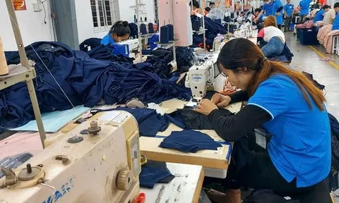 Mức đóng bảo hiểm thất nghiệp sắp giảm còn 0,9% tiền lương tháng?