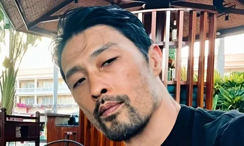 Johnny Trí Nguyễn lên tiếng vụ nữ võ sĩ 28 tuổi đánh gục thanh niên xăm trổ