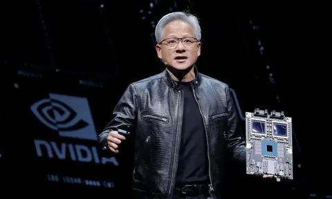 AI bị nghi ngờ hạ nhiệt, CEO NVIDIA Jensen Huang trấn an: “Mọi thứ đều đã bán sạch”