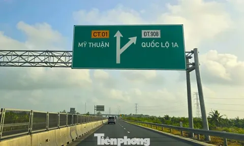 Cao tốc Mỹ Thuận - Cần Thơ bổ sung gần 1.000 tỷ: Vĩnh Long chỉ đạo đẩy nhanh mặt bằng