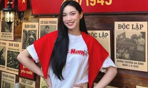 Hoa khôi bóng chuyền Nguyễn Thị Phương cực xinh đón 2/9