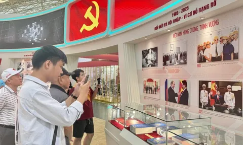 Triển lãm Thành tựu đất nước đón hơn 650.000 lượt khách trong ngày thứ 3 mở cửa