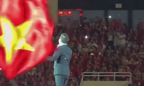 Nam ca sĩ hát mở màn cả 2 Concert Quốc Gia: “Ông hoàng nhạc đỏ” danh xứng với thực, từng nhận cát-xê 40.000 đồng