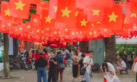 Lịch nghỉ năm 2026: Người lao động ở Việt Nam có tổng cộng 115 ngày nghỉ