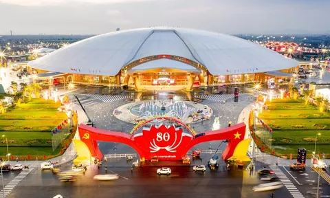 Công trình 90ha ở Việt Nam thu hút 4 triệu người: 10,5 tháng thi công tạo kỳ tích xây dựng, kỷ lục quốc tế