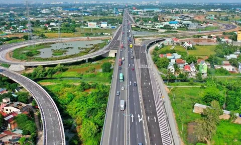 Xã sát vách với TP.HCM có gì đặc biệt mà loạt "ông lớn" Ecopark, Coteccons... đổ bộ?