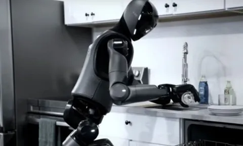 Robot sắp thành giúp việc AI: Biết gấp khăn, xếp bát đĩa
